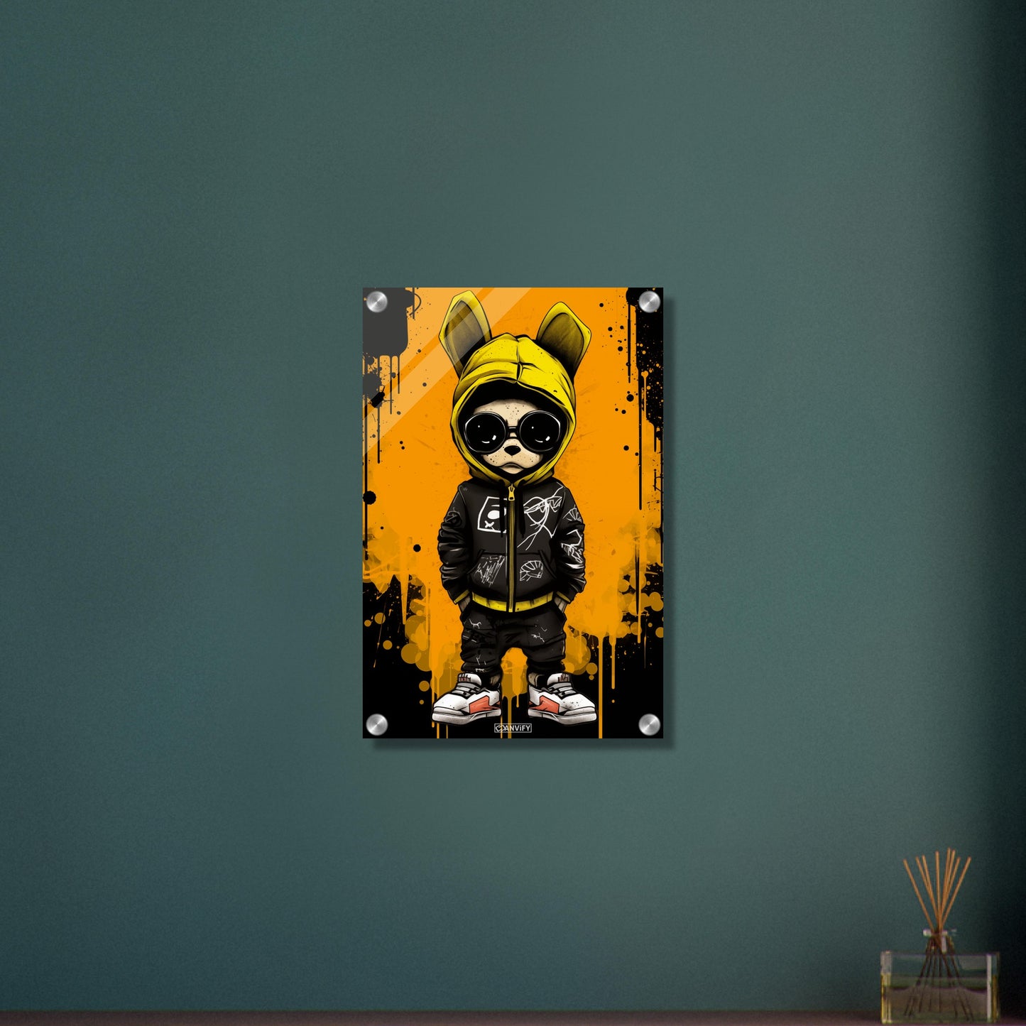 Baby Dogge als Gangster mit Bomberjacke und Hose auf einem Acrylbild