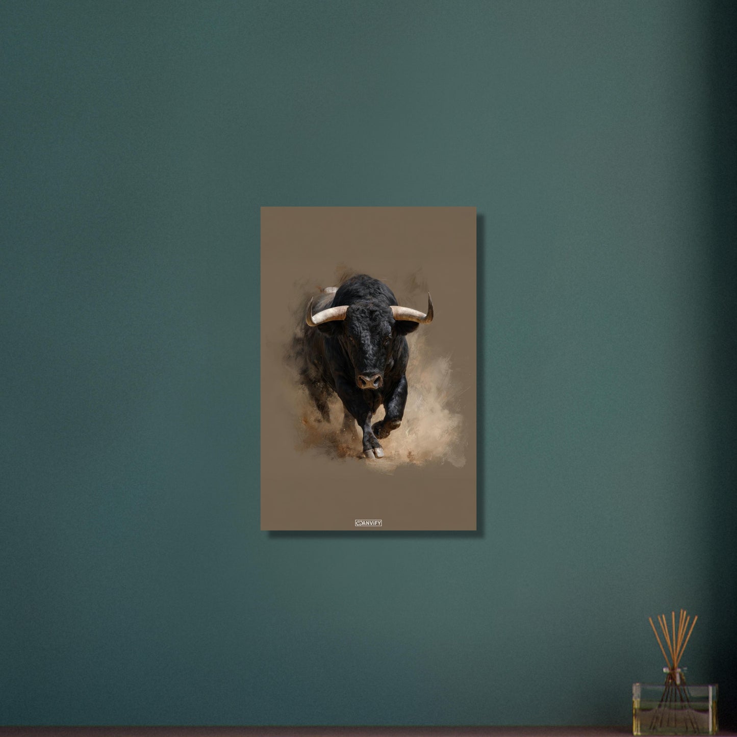 Schwarzer Stier mit Acrylfarben gemalt auf Aluminium