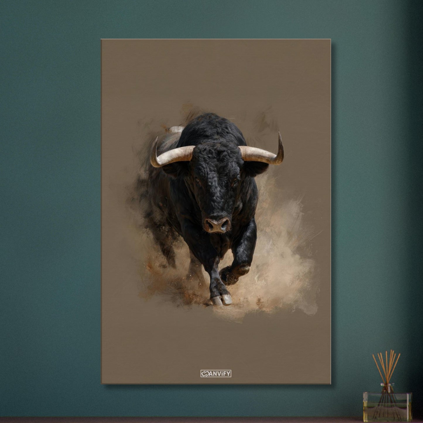 Schwarzer Stier mit Acrylfarben gemalt auf einer Leinwand