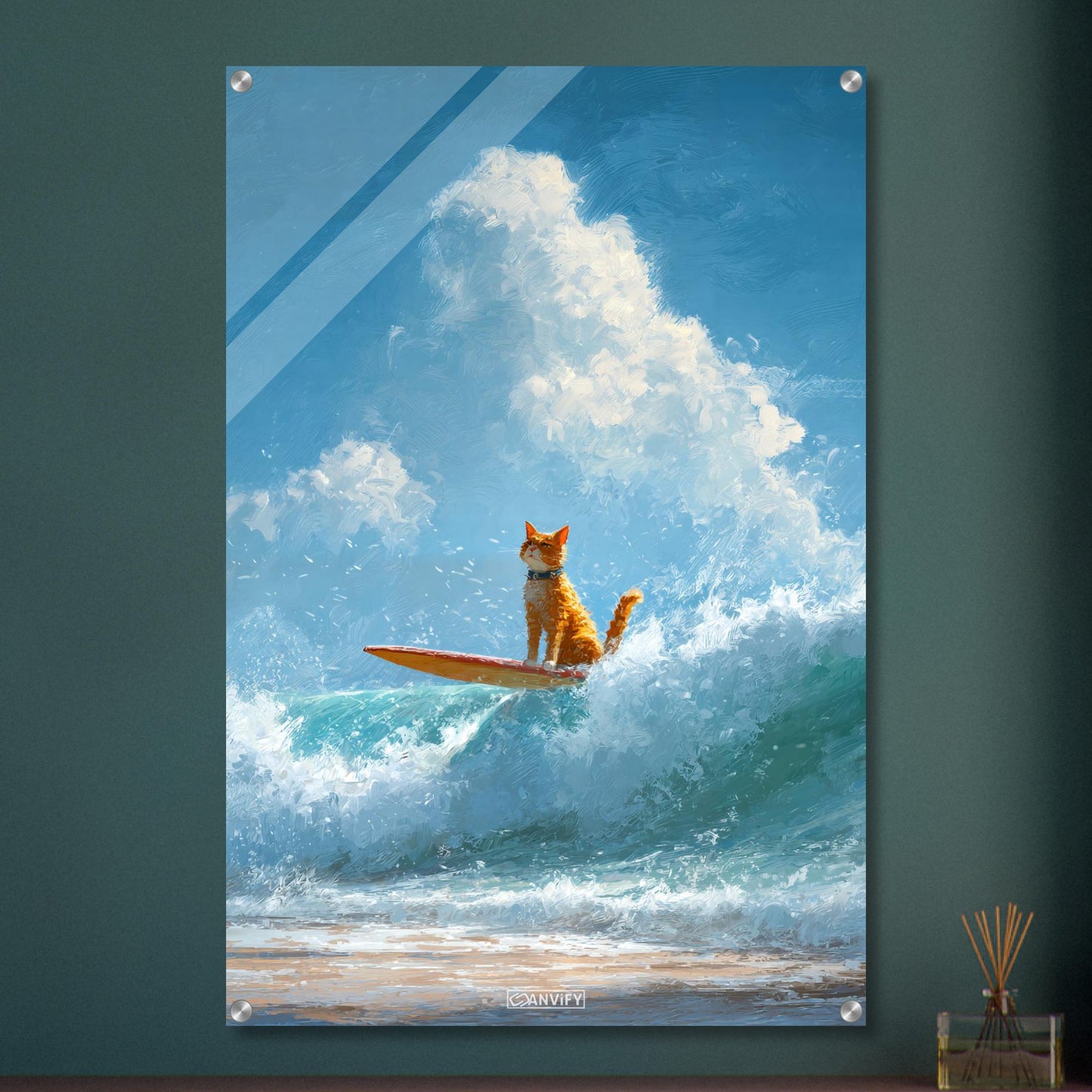 Orange Katze, bekannt auch als Garfield, surft auf dem Wasser auf einem Acrylbild