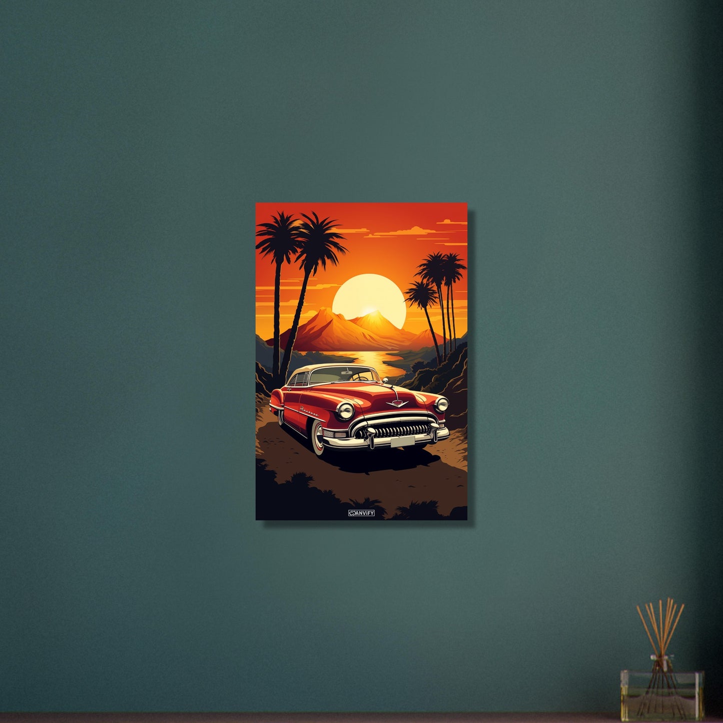 Cadillac Series 62 Convertible in roter Farbe bei einem Sonnenuntergang malerisch dargestellt auf Aluminium