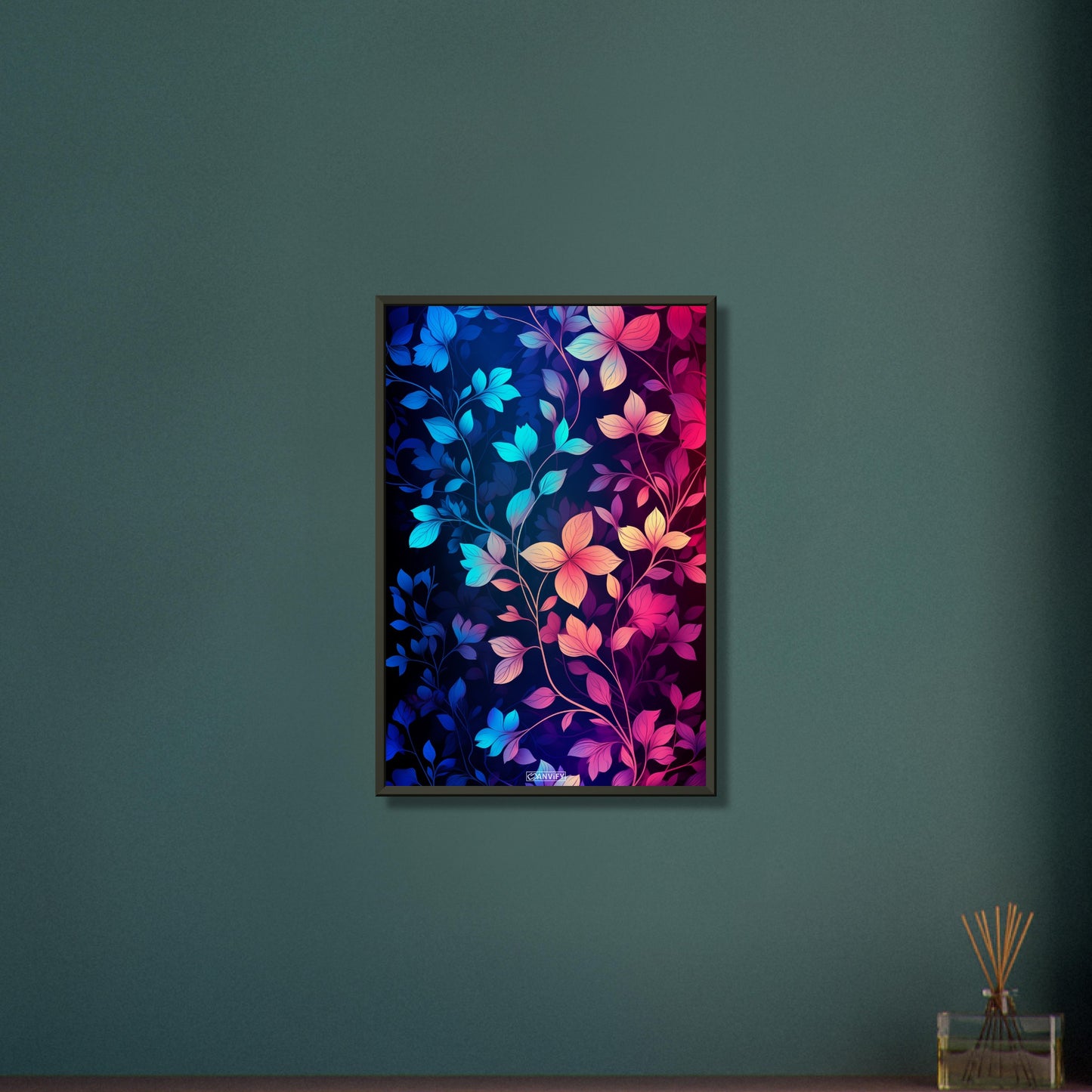 Bunte Blätter in Blauen und Pinken Farben auf einem Poster im Metallrahmen