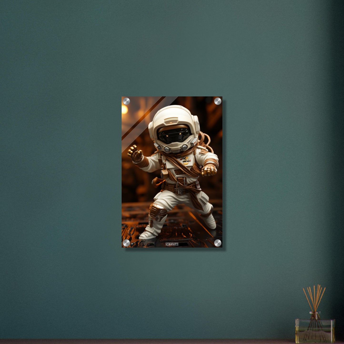 Chibi Astronaut in weißem Anzug und Akzenten in der Farbe Kupfer auf einem Acrylbild