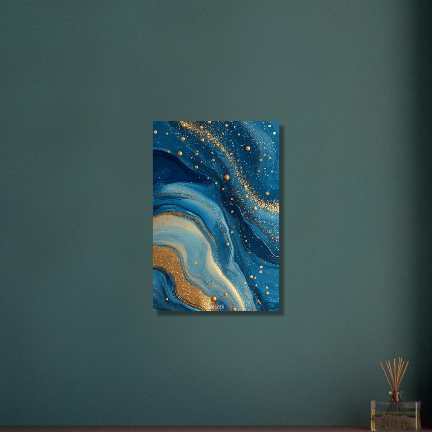 Fluid Art Golden Splashes