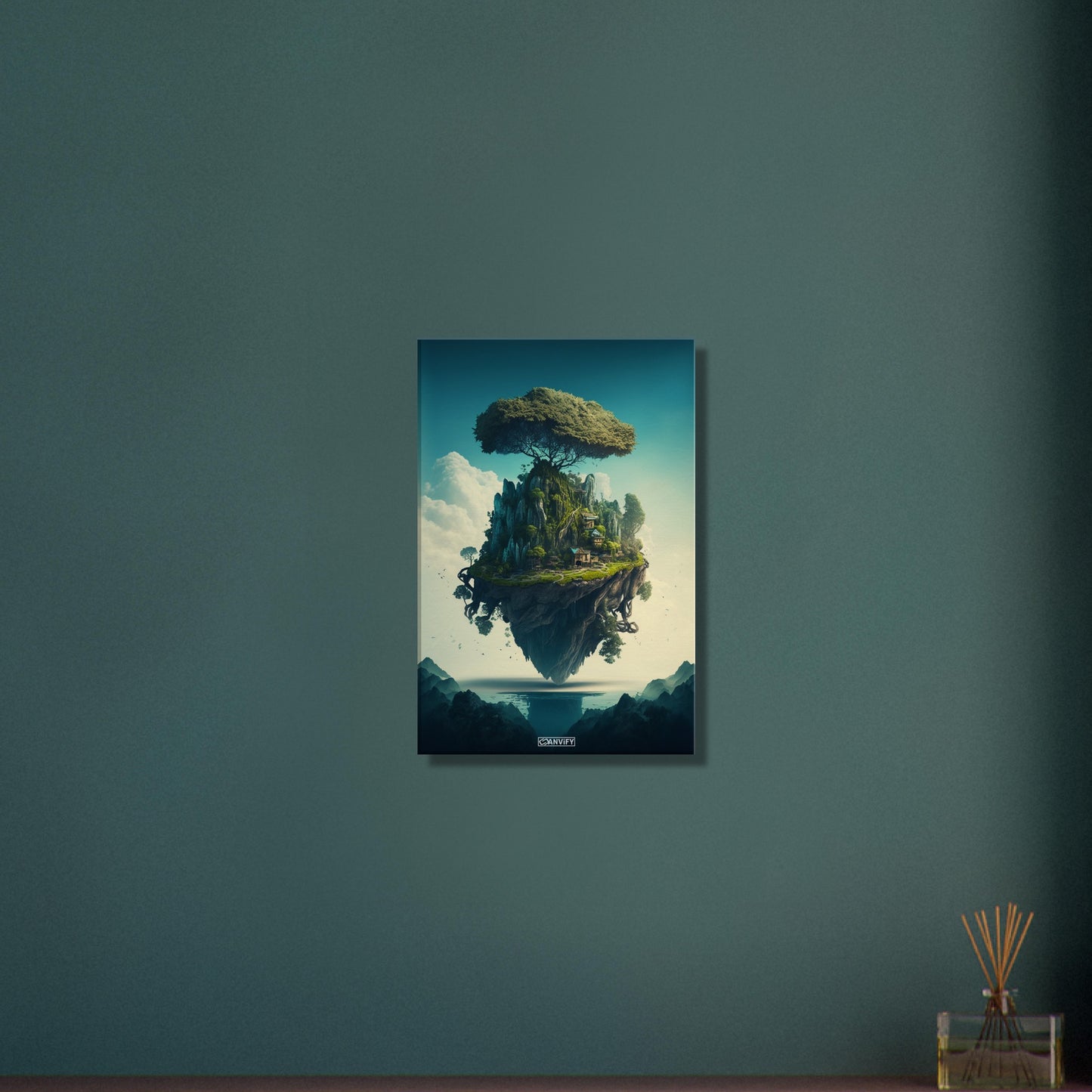 Dschungelbaum mit einer Kleinstadt auf einer Leinwand