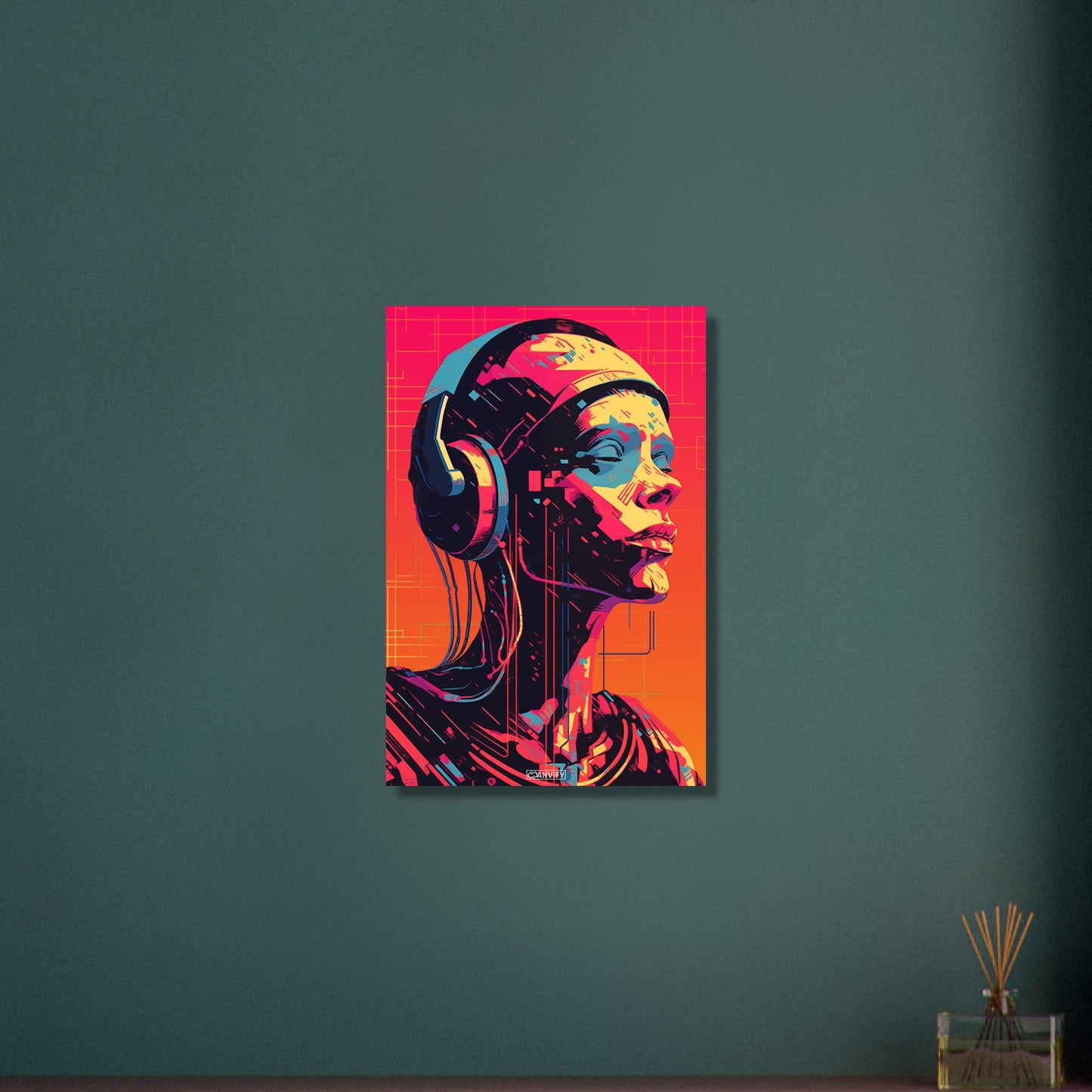 Frau mit Kopfhörern im Pop Art Stil auf Aluminium