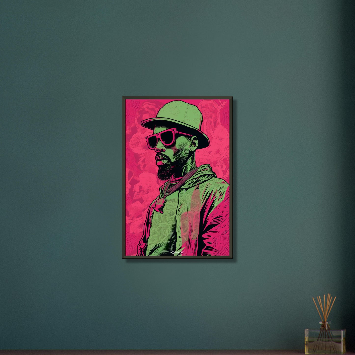 Hip Hop Künstler im Pop Art Stil auf einem Poster im Metallrahmen