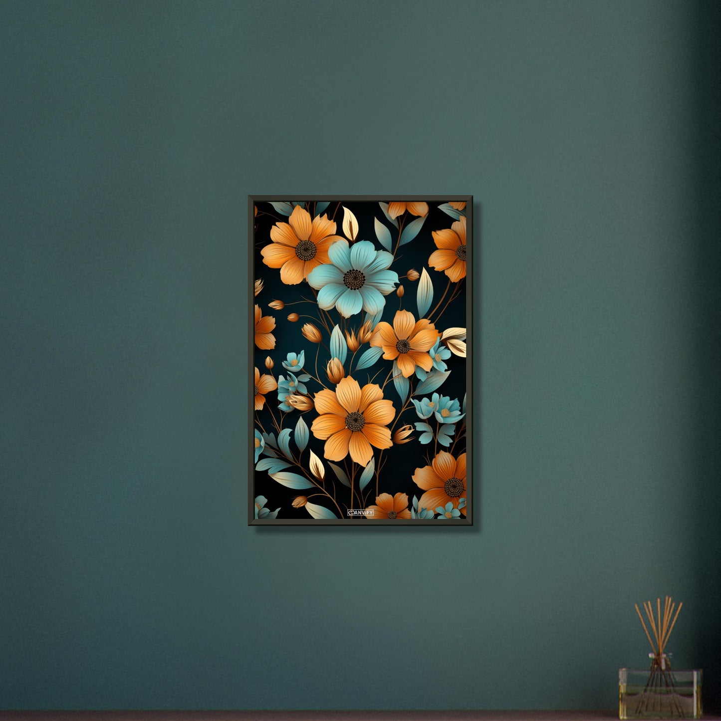 Blaue und Orange Sonnenblumen auf einem Poster im Metallrahmen