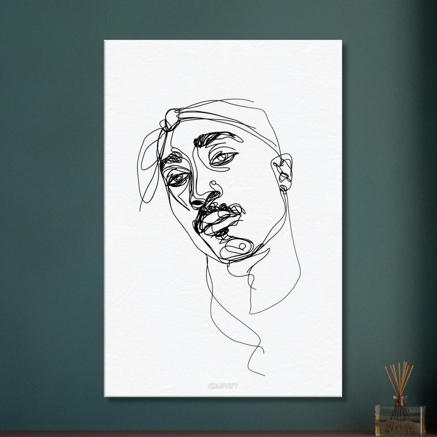 Tupac Amaru Shakur gezeichnet mit einer Linie auf einer Leinwand