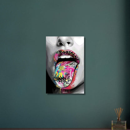 Abstrakter Graffiti Street Art Mund mit bunten Farben im Banksy Stil auf Aluminium