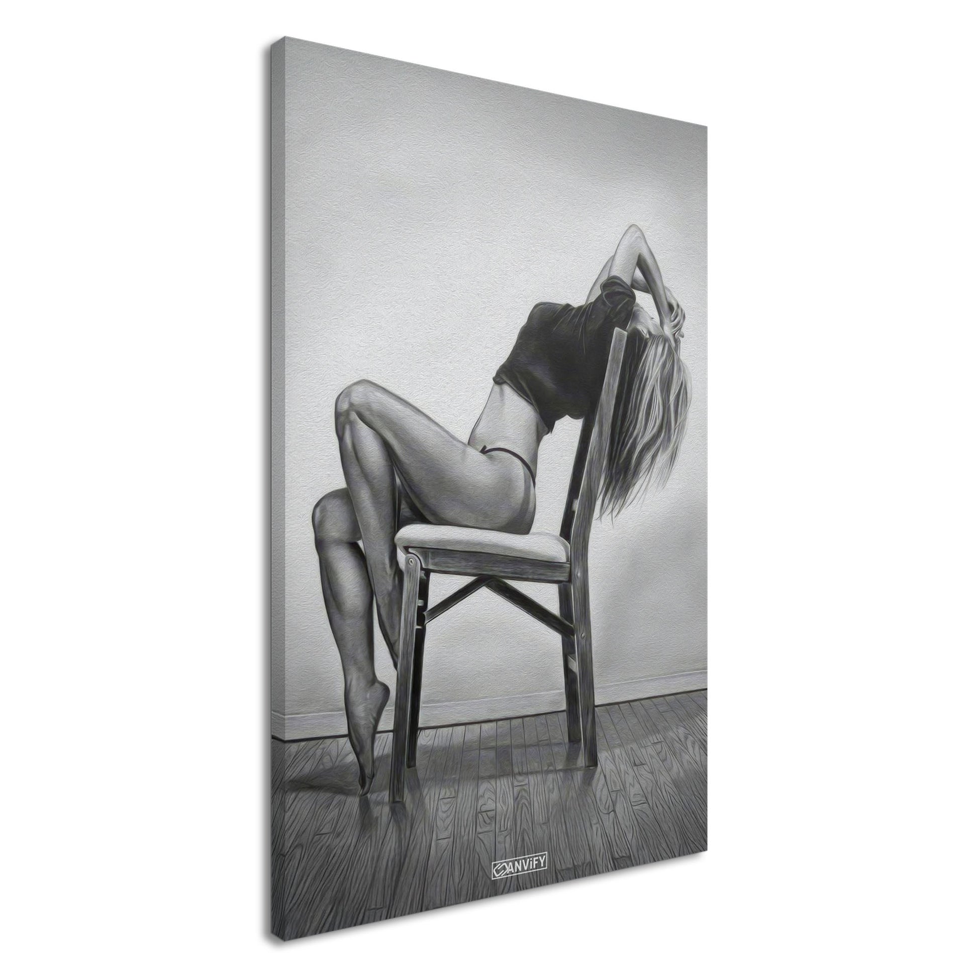 Sexy ästhetisch gezeichnete Frau auf einer Leinwand