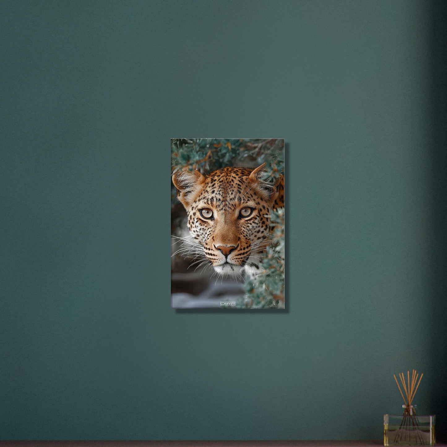 Nahaufnahme eines afrikanischen Leoparden auf einer Leinwand