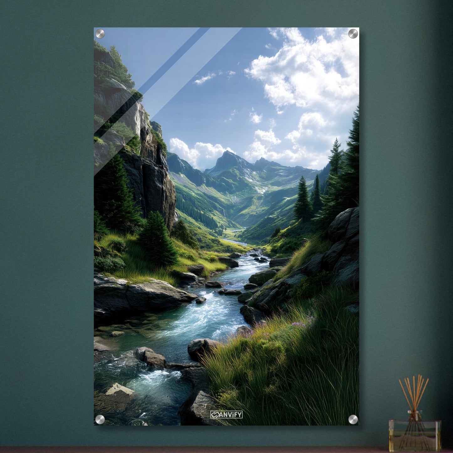 Traumhafter Fluss zwischen den Bergen auf einem Acrylbild