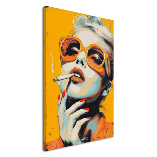 Marilyn Monroe mit einer Zigarette und Sonnenbrille im Pop Art Stil auf einer Leinwand