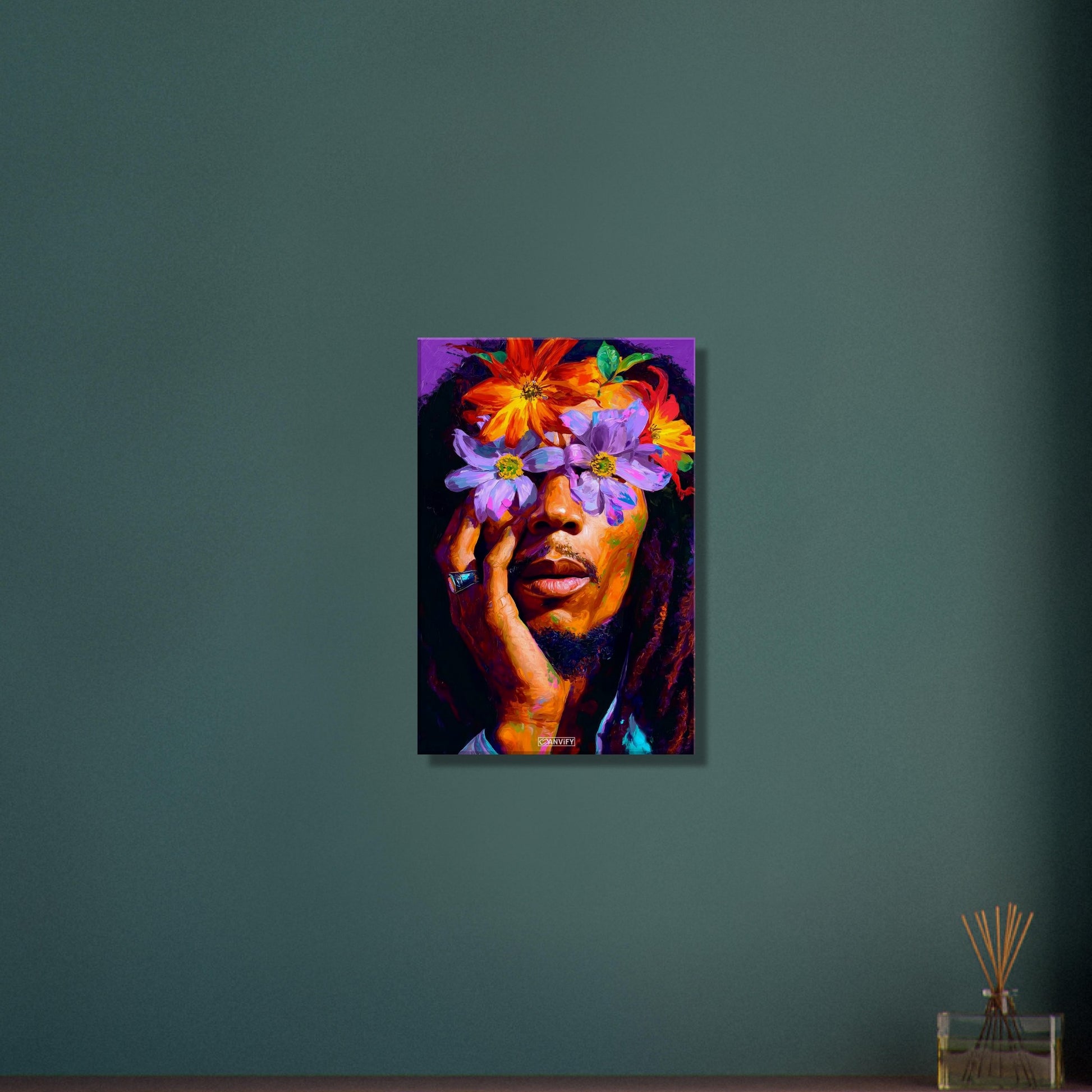 Bob Marley im Stil von Nashid Chroma und inspiriert vom Album Cover Legend mit Blumen um die Augen auf einer Leinwand