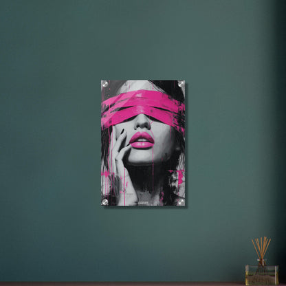 Frau mit verbundenen Augen und pinken Lippen auf einem Acrylbild