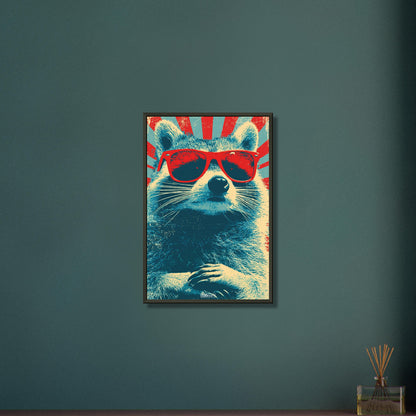 Cooler Waschbär mit roter Sonnenbrille im Pop Art Stil von Andy Warhol auf einem Poster im Metallrahmen