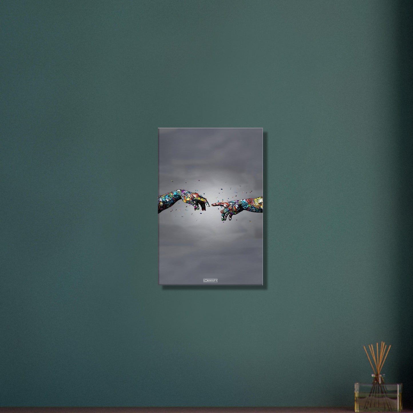 Die Erschaffung Adams im bunten Graffiti Stil auf einer Leinwand