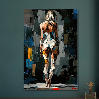 Sexy Frau im kubistischen Stil und im weißen Bodysuit auf einer Leinwand