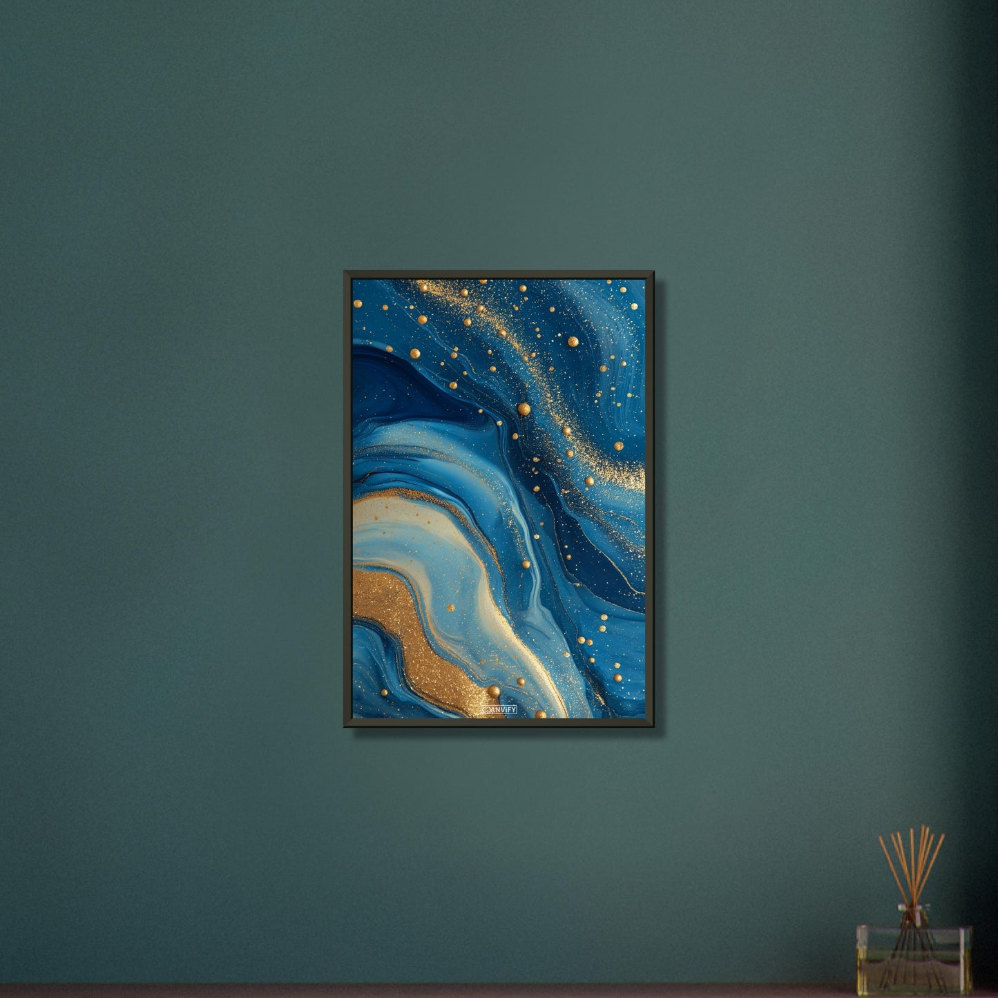 Fluid Art Golden Splashes