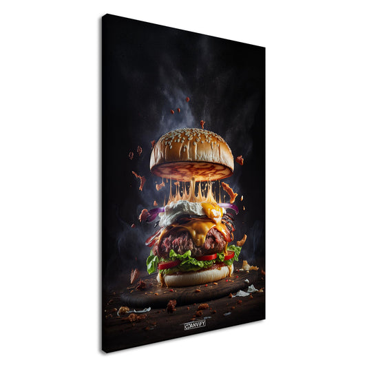 Saftiger Burger mit Rindsfleisch und Bacon auf einer Leinwand