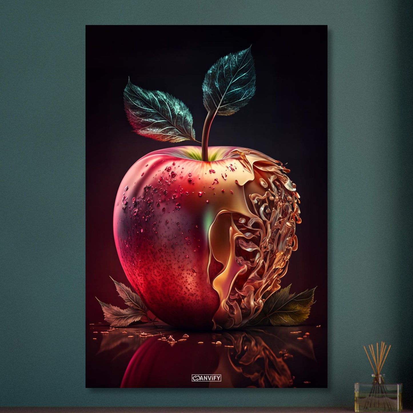 Köstlicher roter Apfel auf Aluminium