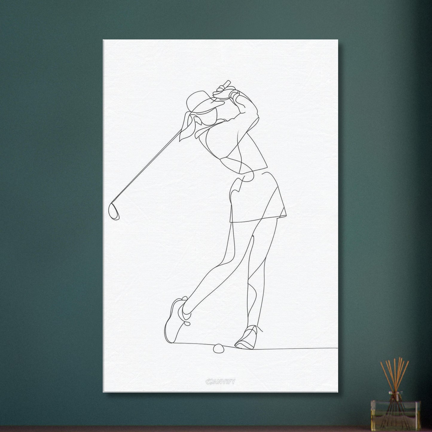 Golferin gezeichnet mit einer Linie auf einer Leinwand