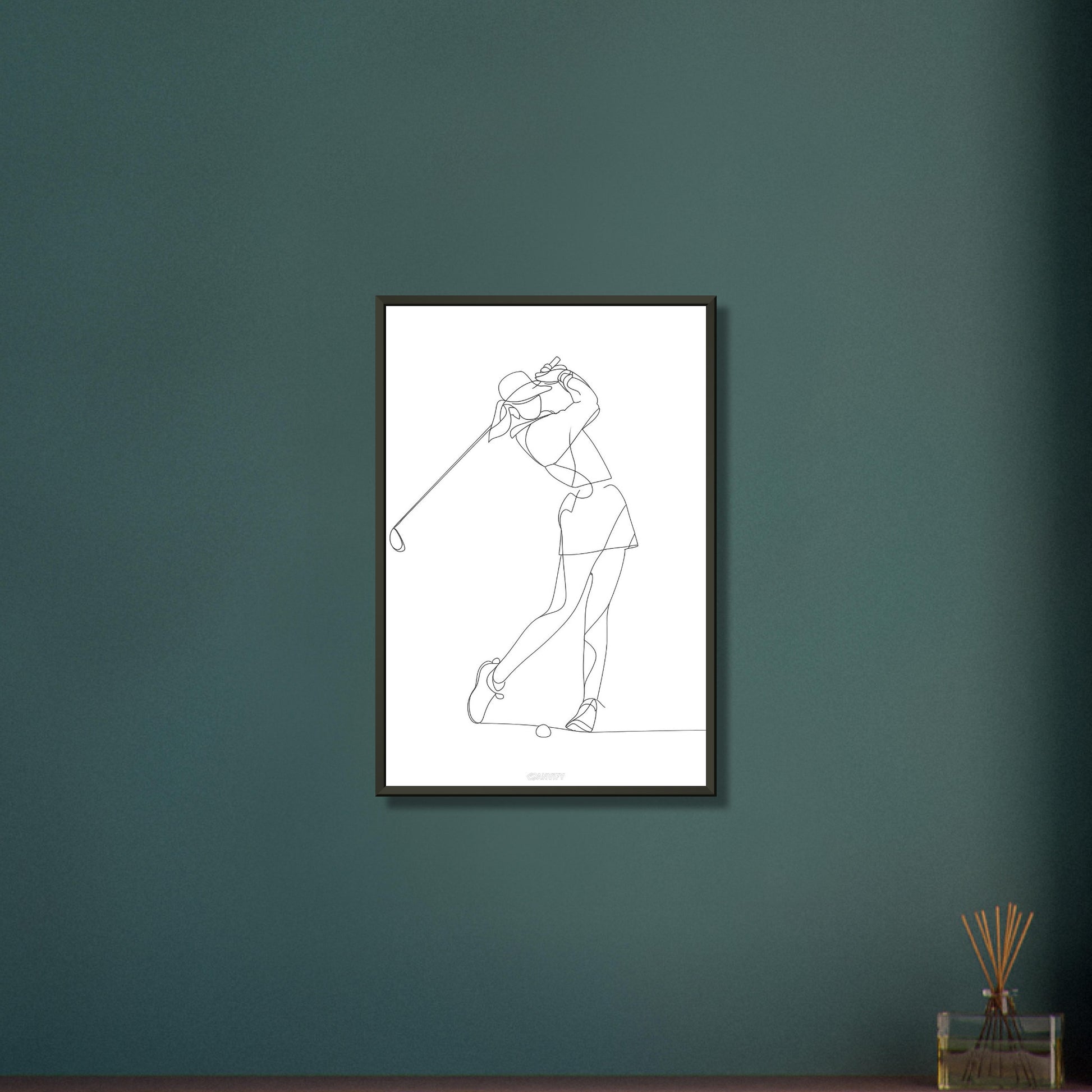 Golferin gezeichnet mit einer Linie auf einem Poster im Metallrahmen
