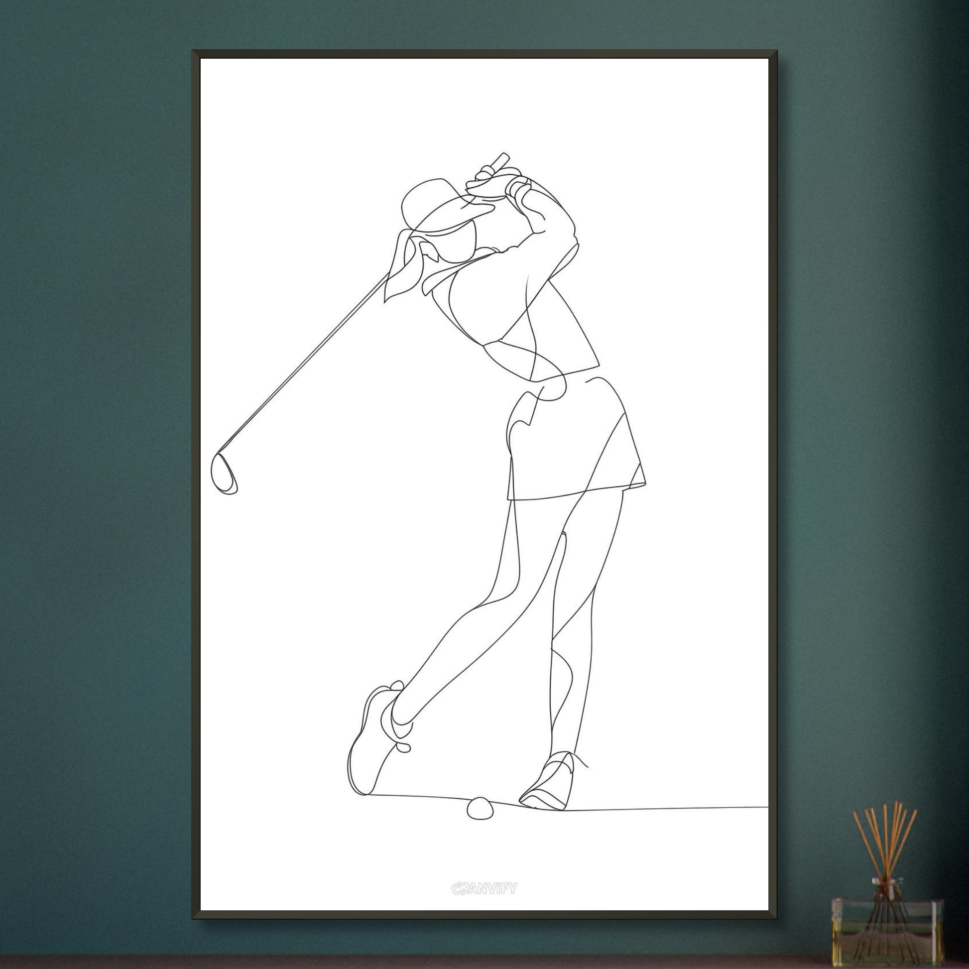 Golferin gezeichnet mit einer Linie auf einem Poster im Metallrahmen