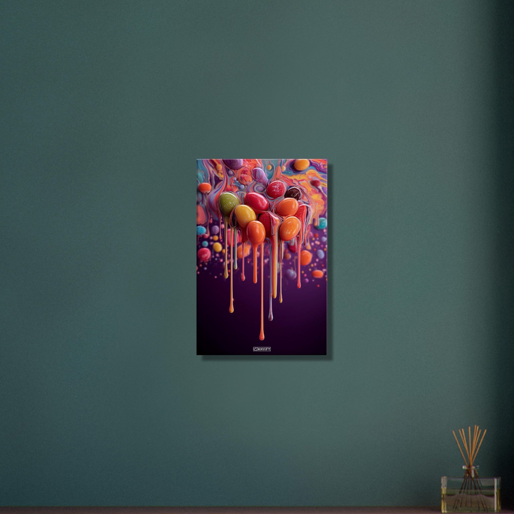 Fluid Art bunte flüssige Skittles mit Lila Akzenten auf einer Leinwand