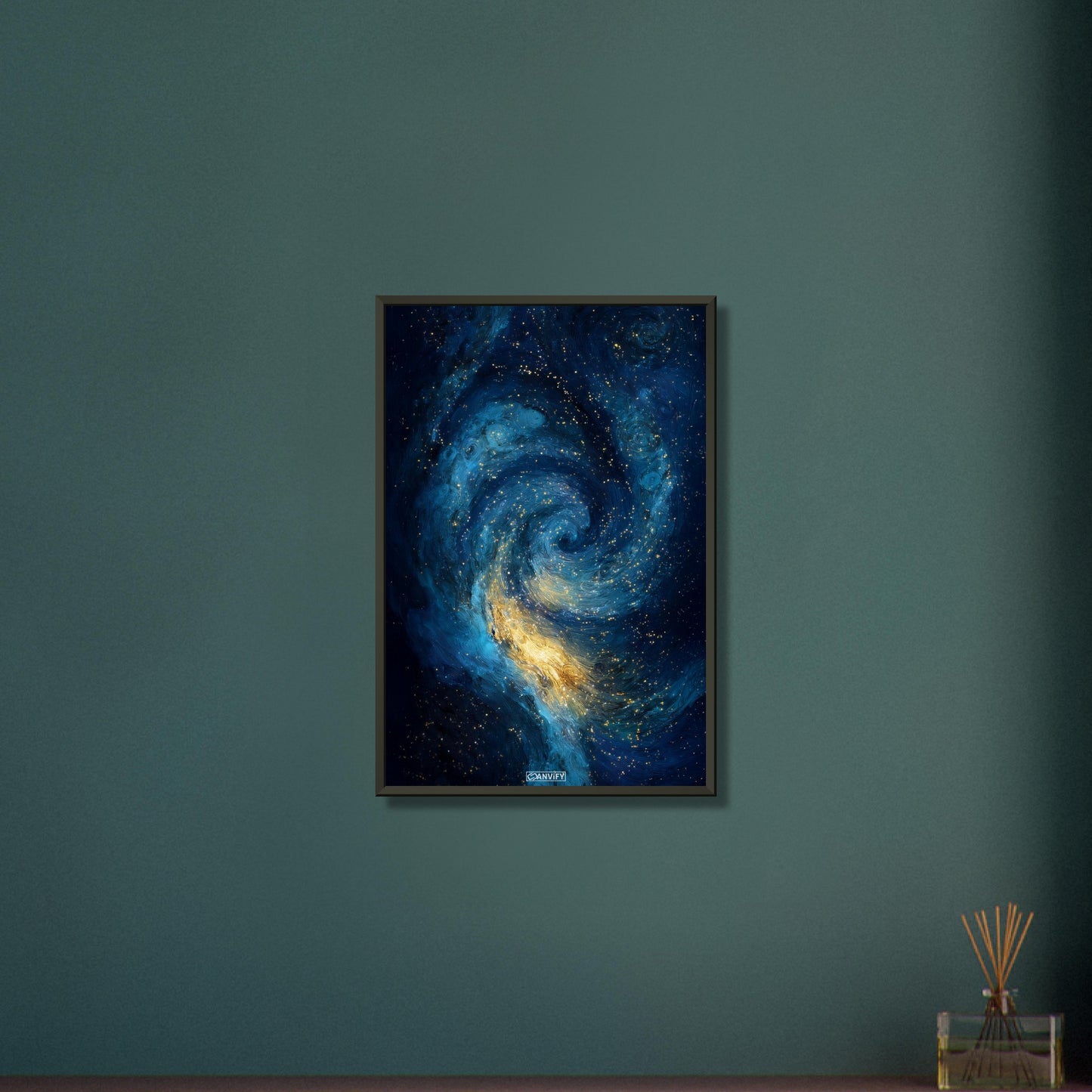 Galaxie mit Sternen und Nebel auf einem Poster im Metallrahmen