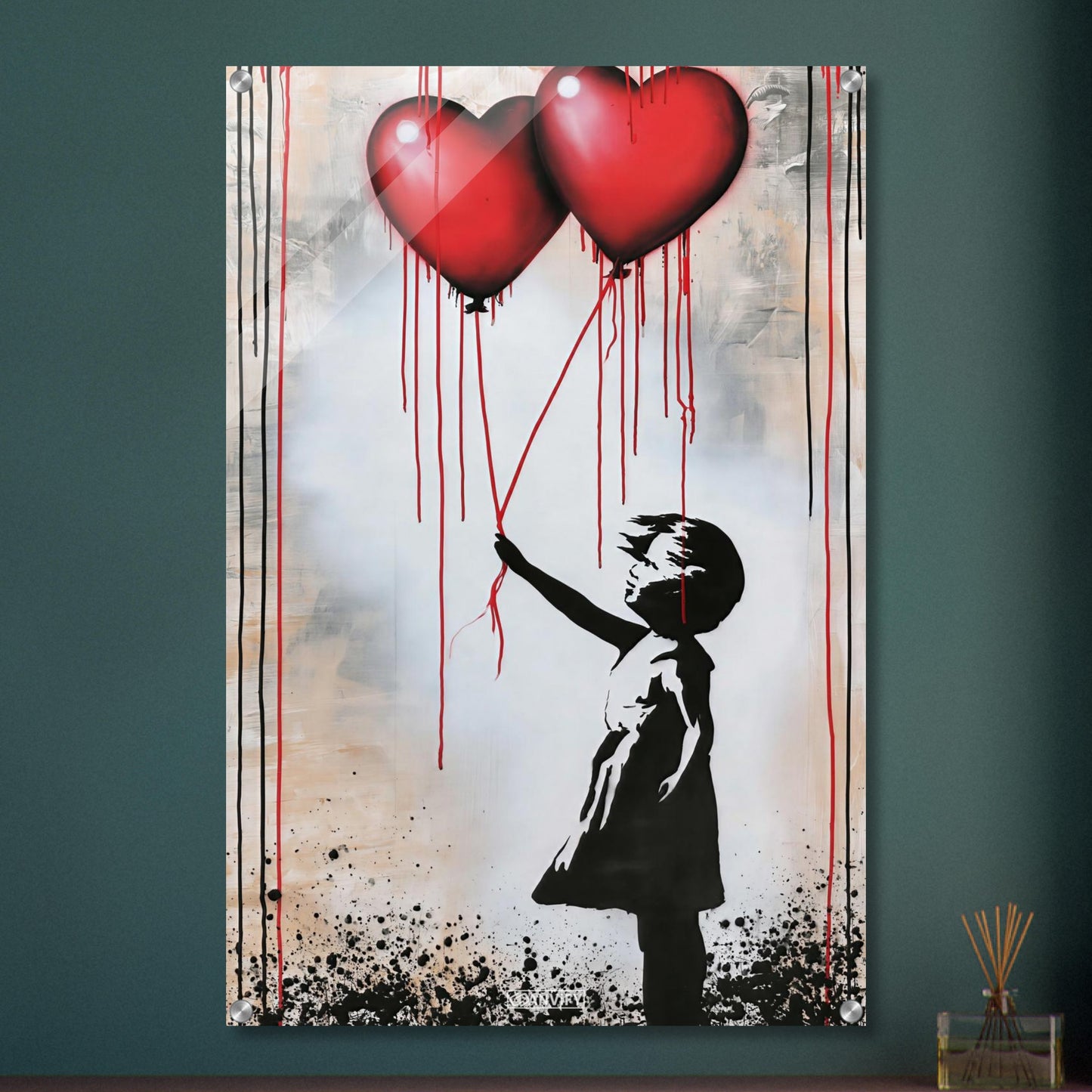 Kleines Mädchen hält zwei Herzluftballons fest im Banksy Stil auf einem Acrylbild