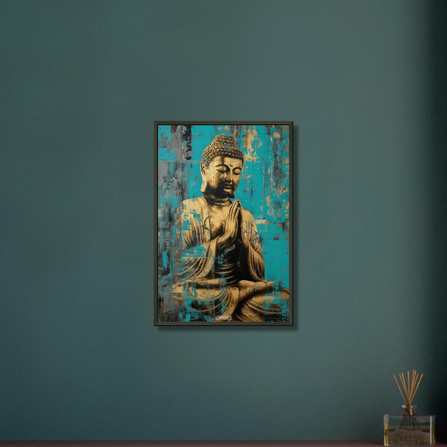 Goldener Buddha auf einem Poster im Metallrahmen