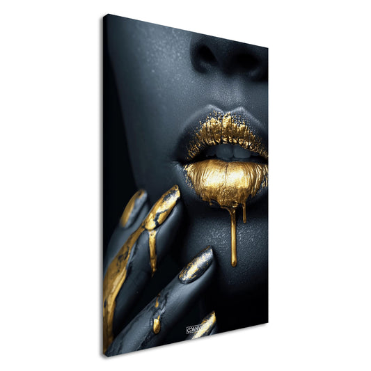 Abstrakte goldene Frauenlippen auf einer Leinwand