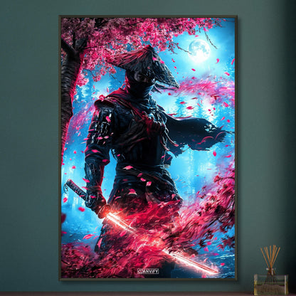 Japanischer Samurai-Ninja auch bekannt als Shinobi mit einem leuchtenden Katana in der Hand in einer Vollmondnacht auf einem Poster im Metallrahmen