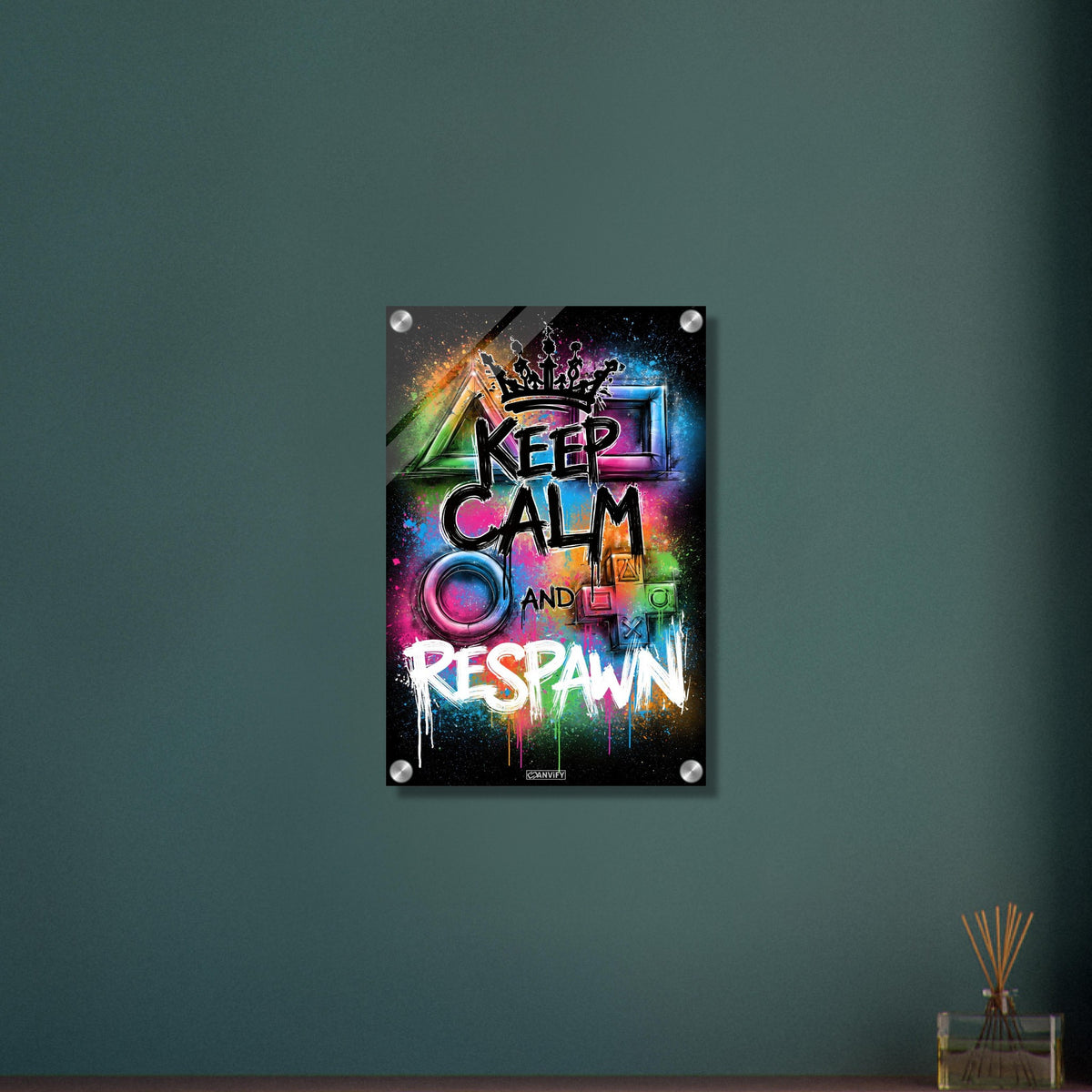 Playstation Symbole mit einer Krone, bunten Farben und einem Spruch 'Keep Calm And Respawn' im Graffiti Street Art Stil auf einem Acrylbild