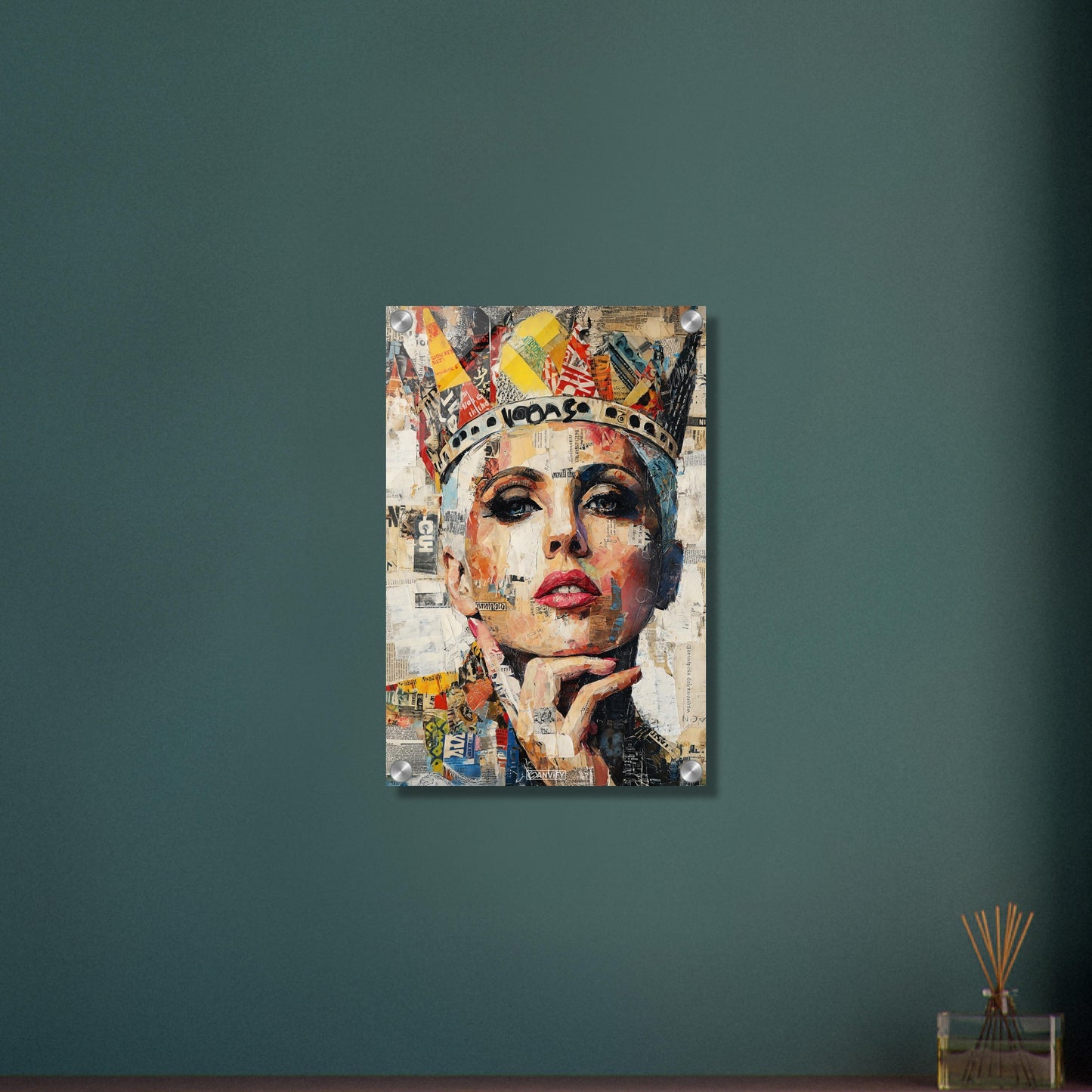 Lady Gaga mit einer Krone im Pop Art Stil auf einem Acrylbild