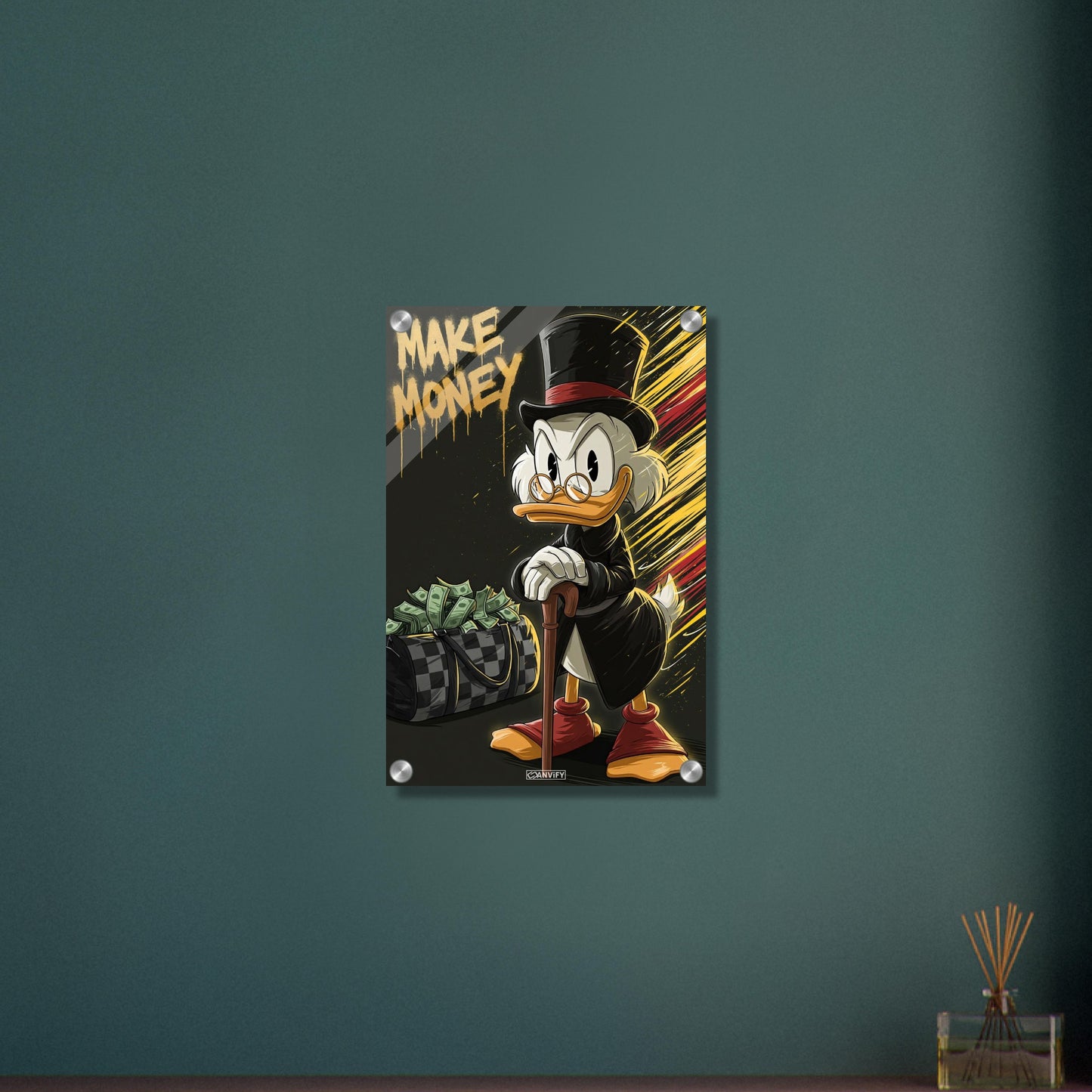 Scrooge McDuck alias Dagobert Duck mit einer Luxustasche voller Geldscheine und dem Spruch "Make Money" im Pop Art Stil auf einem Acrylbild
