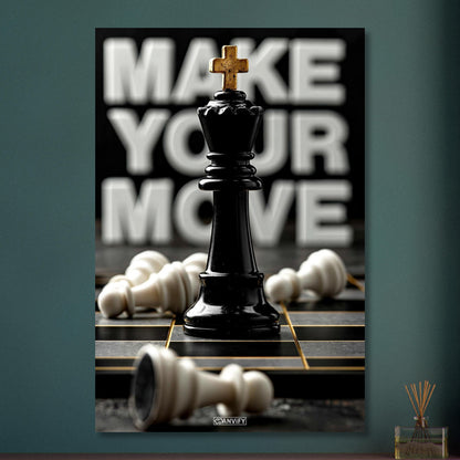Luxuriöse Schachfigur König mit einem Motivationsspruch "Make Your Move" auf Aluminium