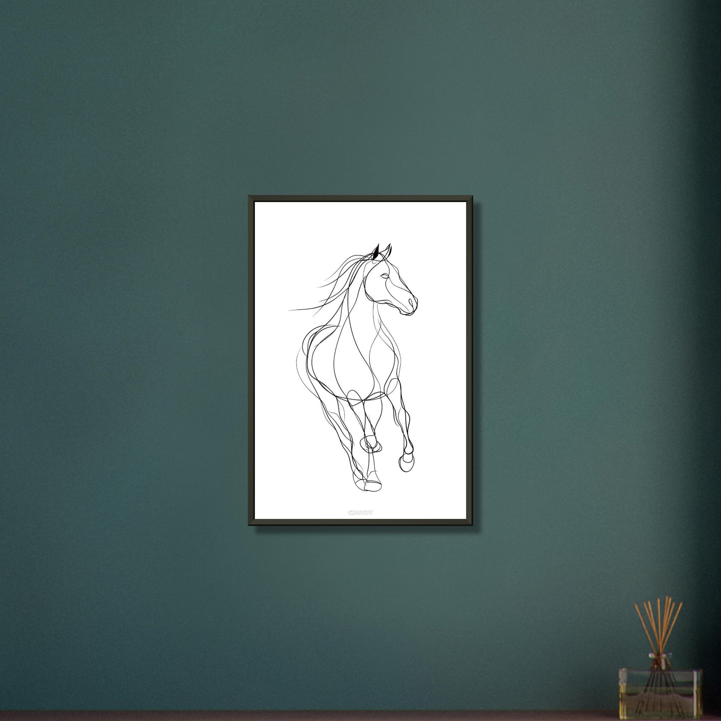Minimalistisches Pferd mit einer Linie gezeichnet auf einem Poster im Metallrahmen