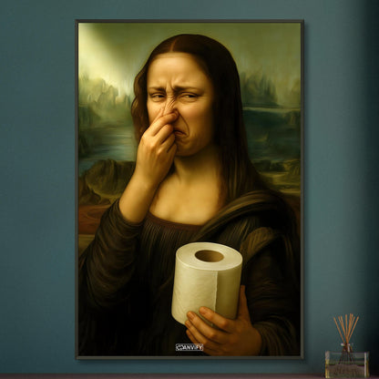 Mona Lisa hält sich die Nase zu und hält eine Klopapierrolle in der Hand auf einem Poster im Metallrahmen