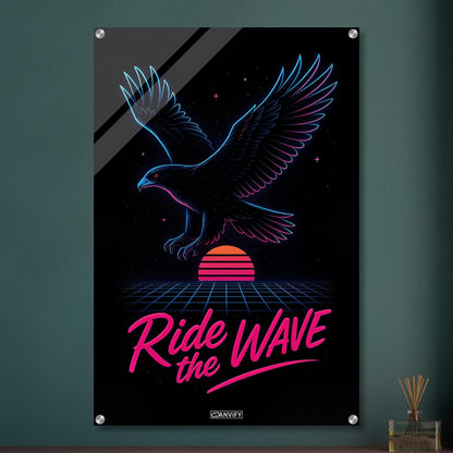 Neon Adler im Synthwave-Retro-Stil mit dem Spruch 'Ride the Wave' auf einem Acrylbild