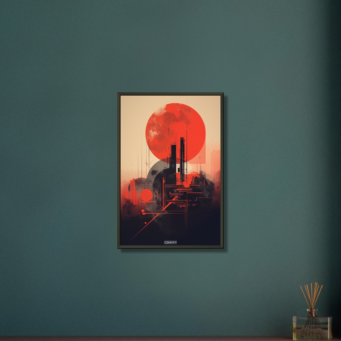 Abstrakter roter Mond minimalistisch dargestellt auf einem Poster im Metallrahmen