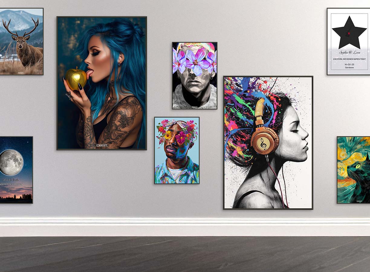 Hirsch, Halsey mit blauen Haaren und goldenem Apfel, Tupac Amaru Shakur mit Blumen, Slim Shady alias Eminem mit Blumen, malerische Katze im Stil von Vincent van Gogh, Bunte Haare einer Frau mit Kopfhörern, personalisierte Karte und personalisiertes Mondbild als Poster im Metallrahmen in Galeriequalität