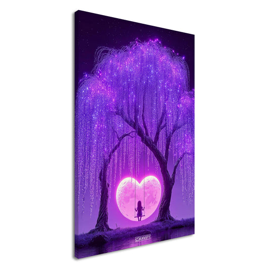 Junges Mädchen schaukelt im Licht eines herzförmigen Mondes auf einer Leinwand