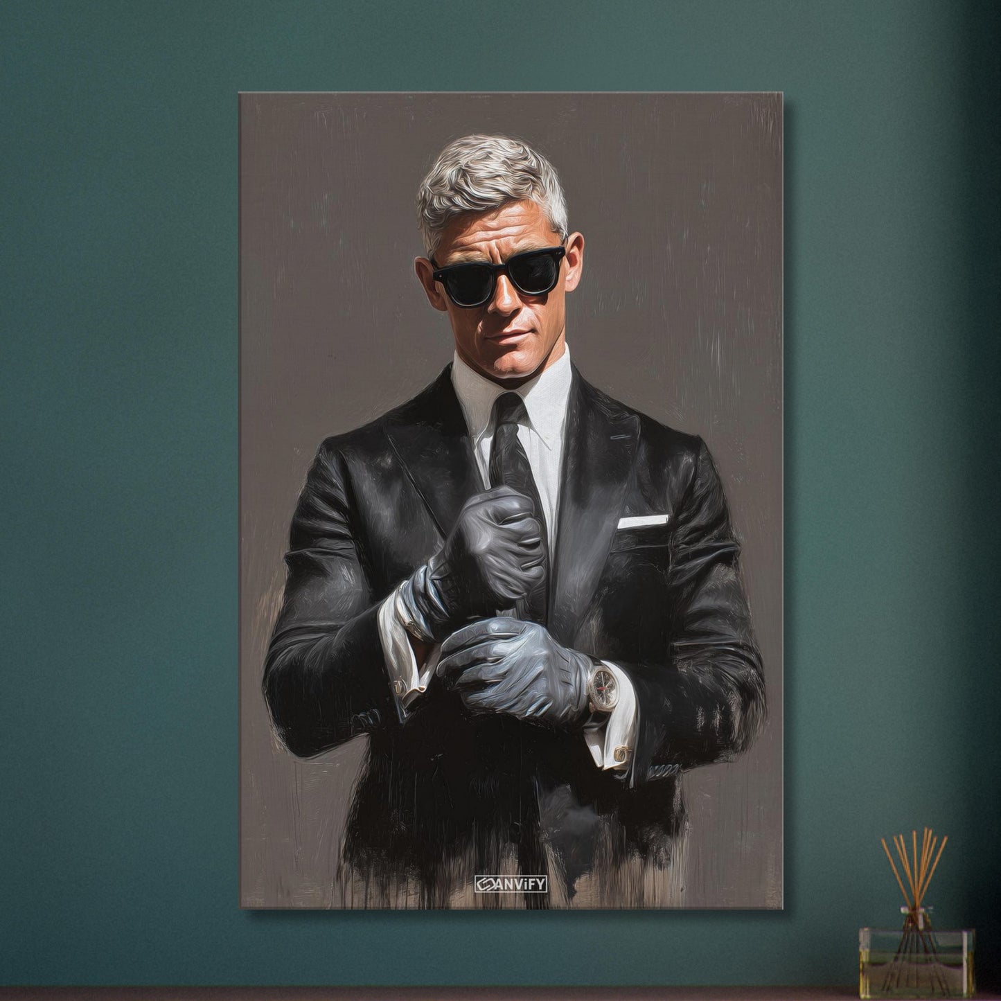 Seriöser Geschäftsmann mit Sonnenbrille und Handschuhen auf einer Leinwand