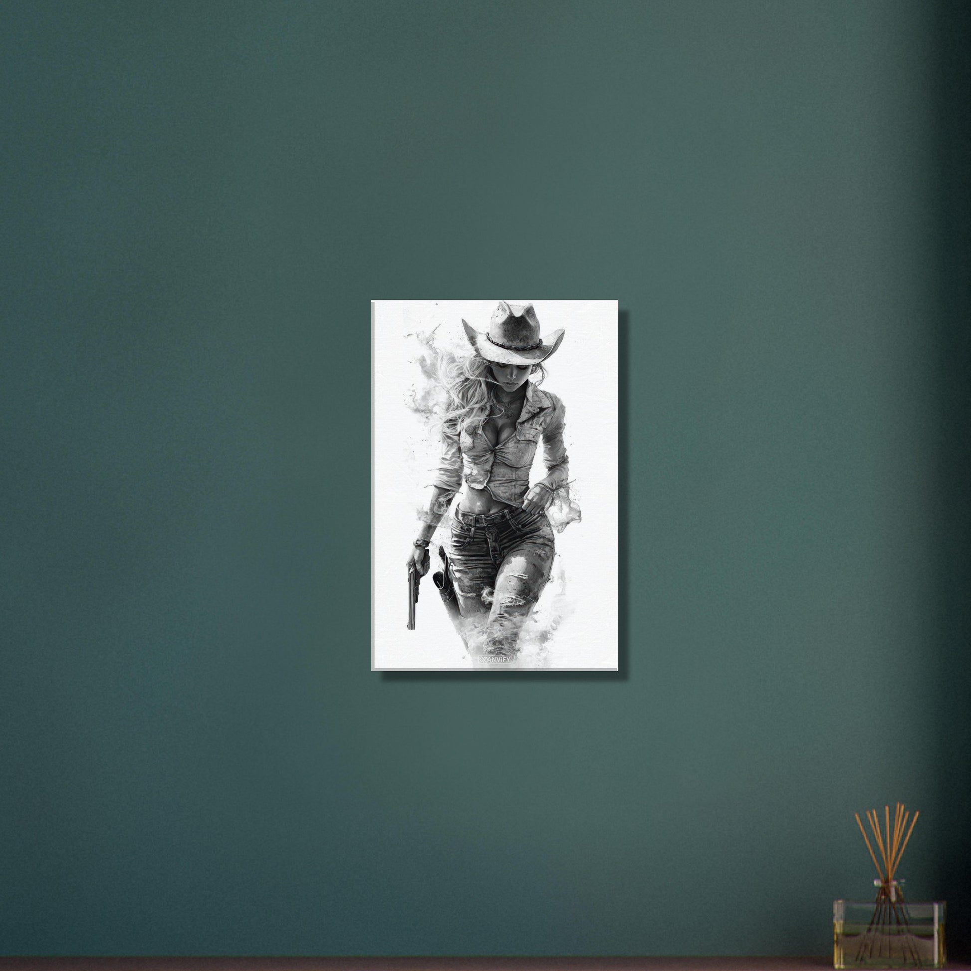 Sexy verführerisches und rebellisches Cowgirl in Schwarz und Weiß auf einer Leinwand