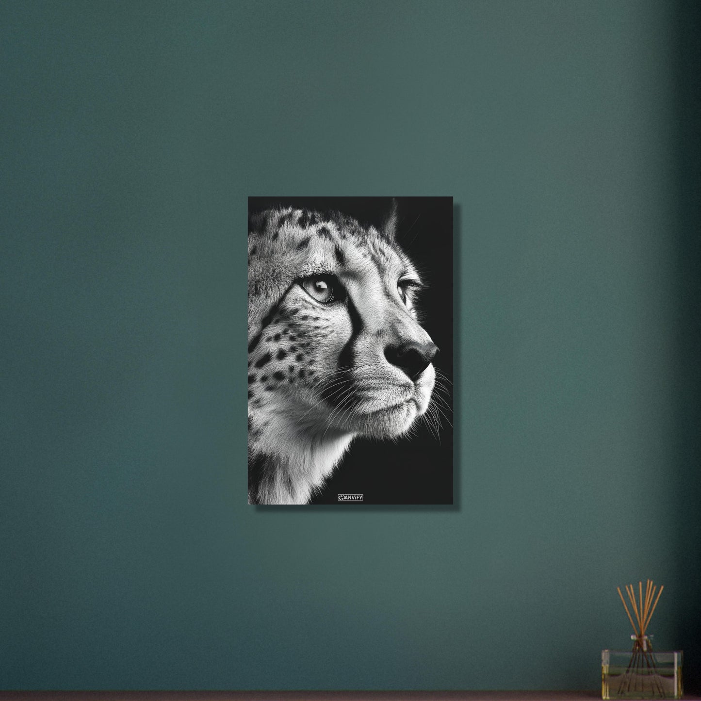 Gepard Portrait in Schwarz und Weiß auf Aluminium