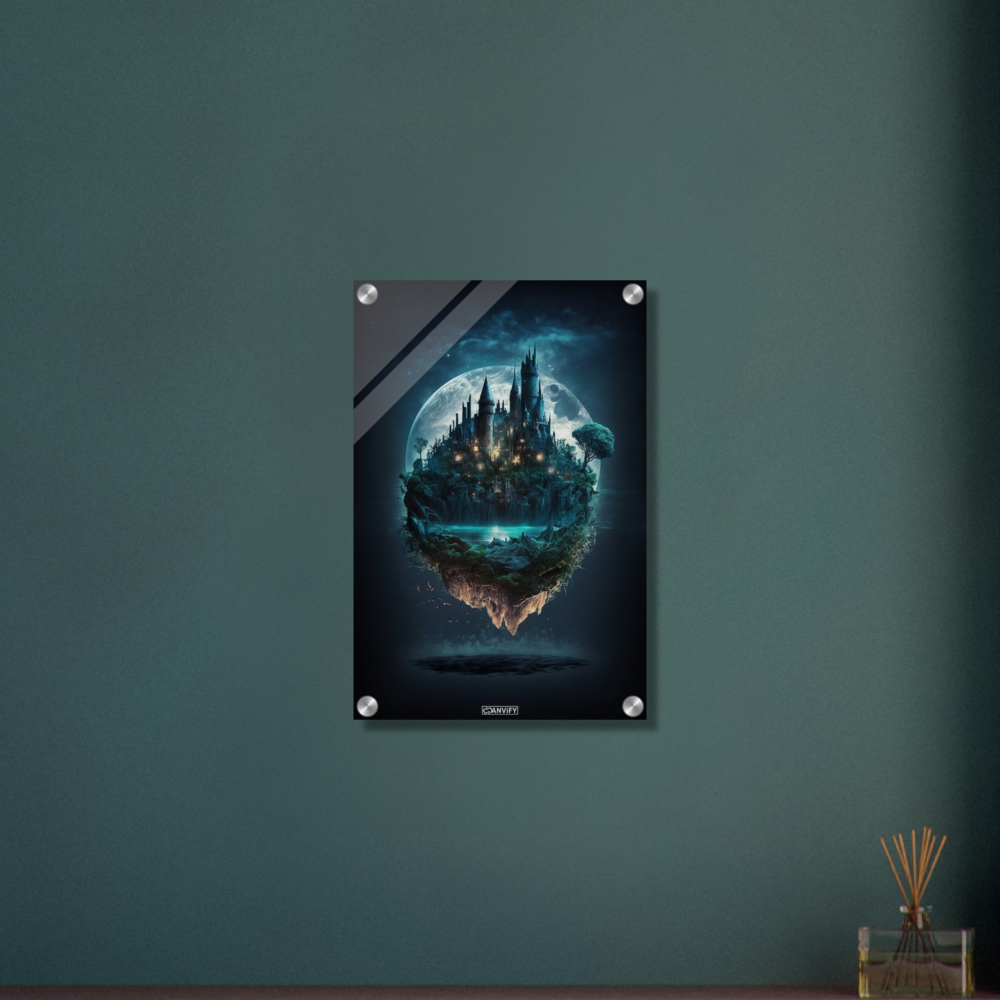 Mystisches Schloss im Stil von Hogwarts mit einem See und Vollmond auf einem Acrylbild