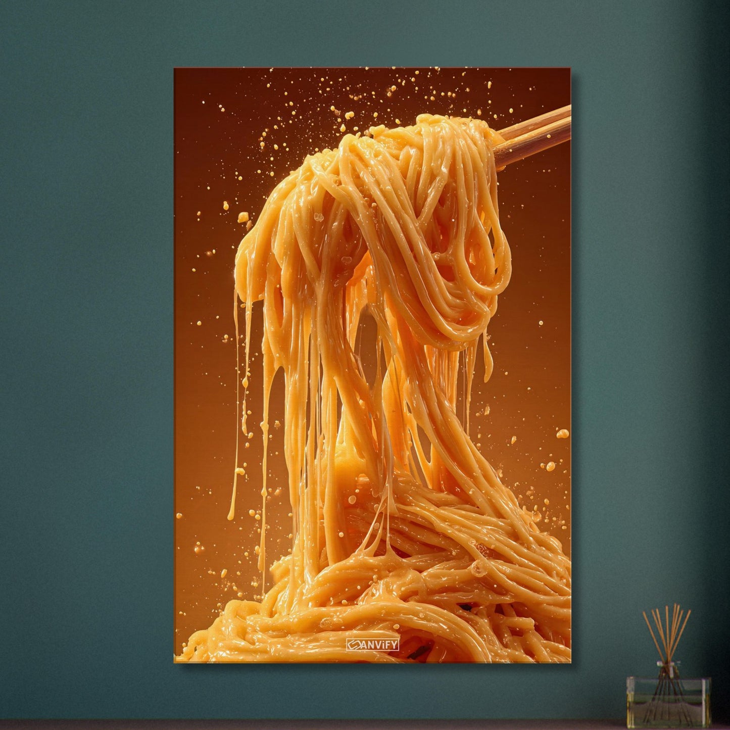 Spaghetti mit cremiger Käsesauce auf einer Leinwand